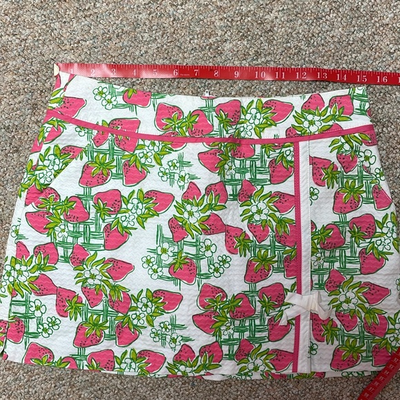 Lilly Pulitzer skort - Picture 4 of 4